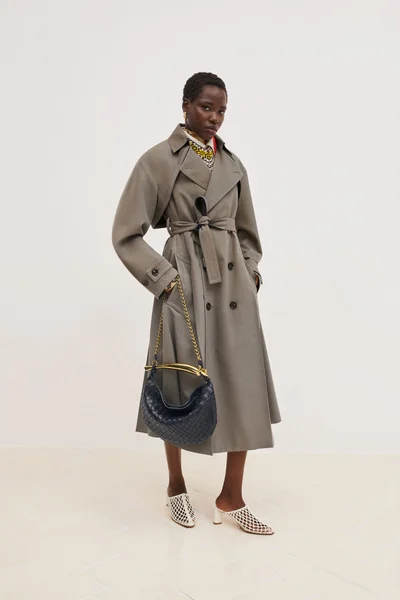 Look 10